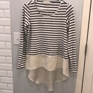 Lili’s Closet Stripped high/low layer top